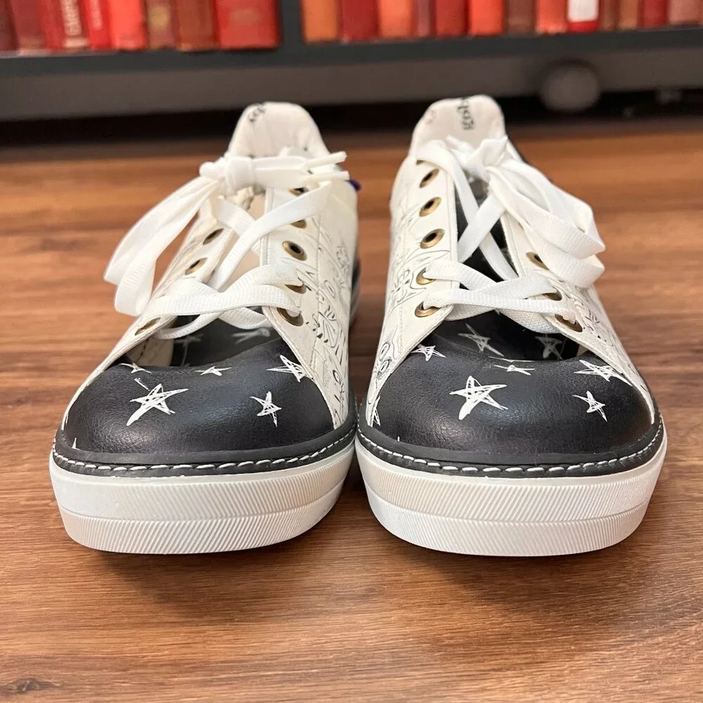 NWOT Goby Cat Lace Up White Black Sneakers Sz 42 (11.5)